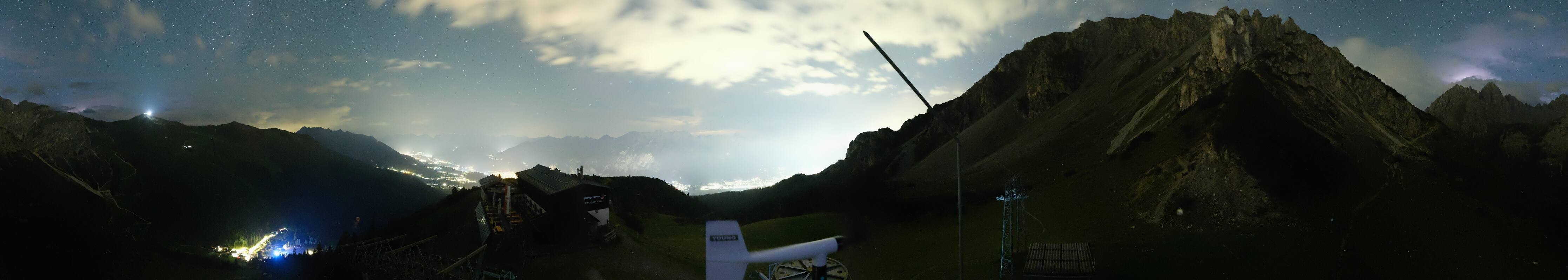 Archiv Foto Webcam Axams: Blick vom Birgitzköpflhaus