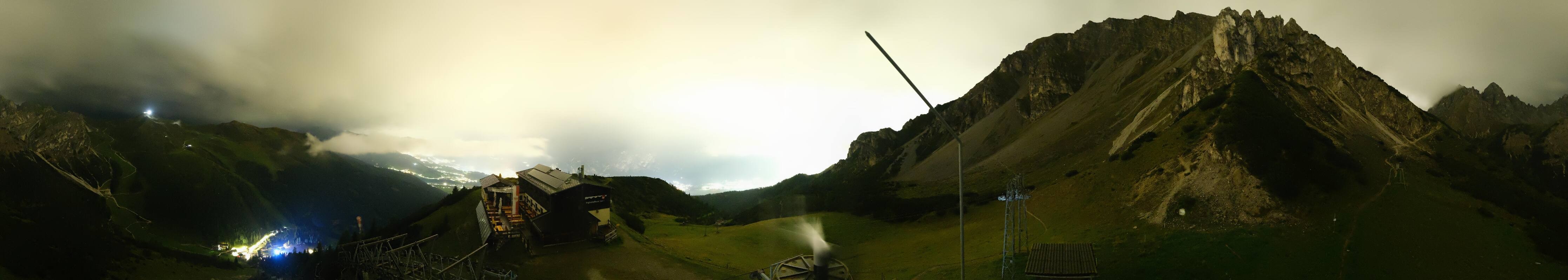 Archiv Foto Webcam Axams: Blick vom Birgitzköpflhaus