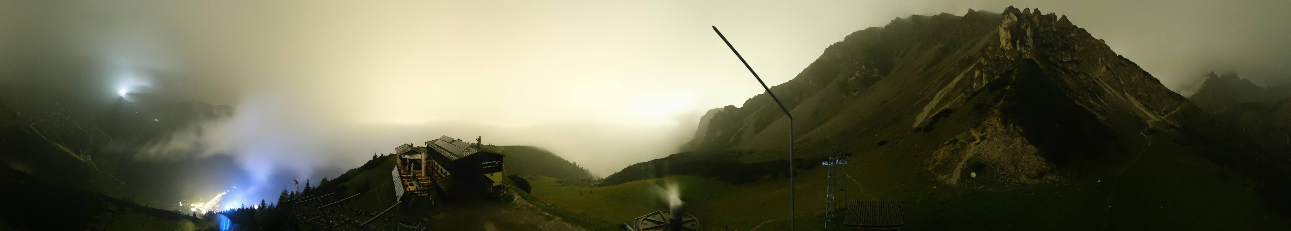 Archiv Foto Webcam Axams: Blick vom Birgitzköpflhaus