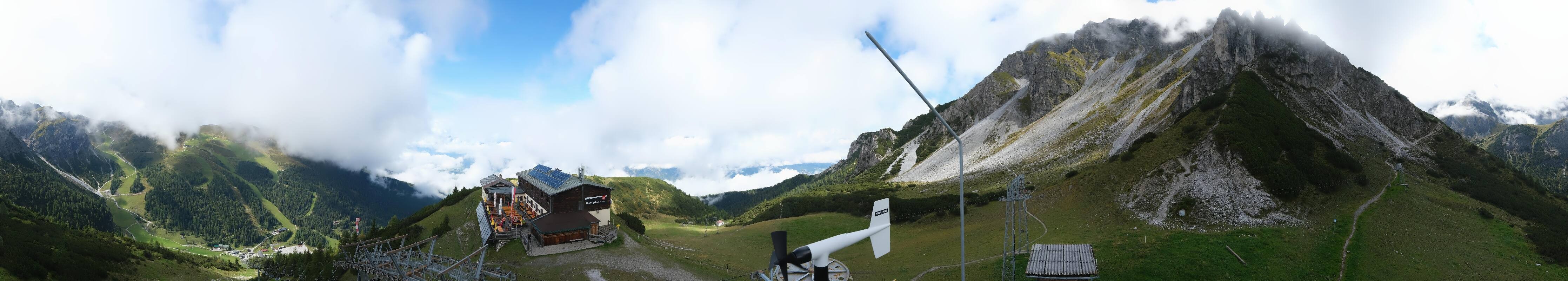 Archiv Foto Webcam Axams: Blick vom Birgitzköpflhaus