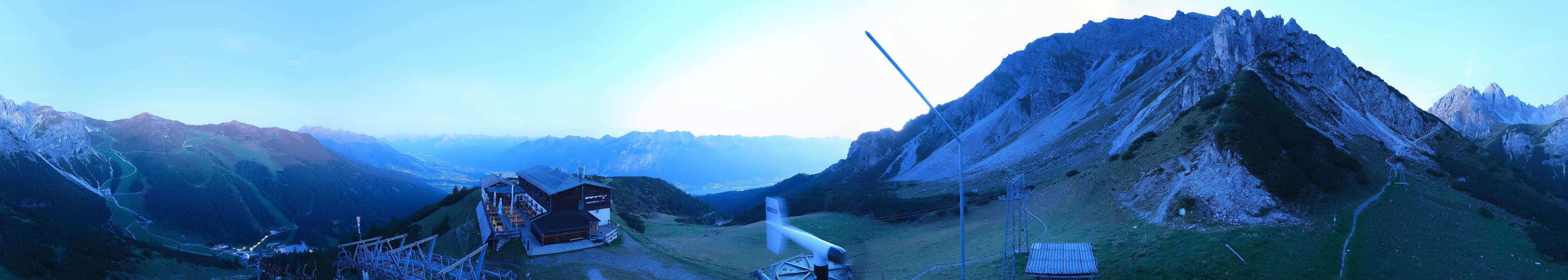 Archiv Foto Webcam Axams: Blick vom Birgitzköpflhaus