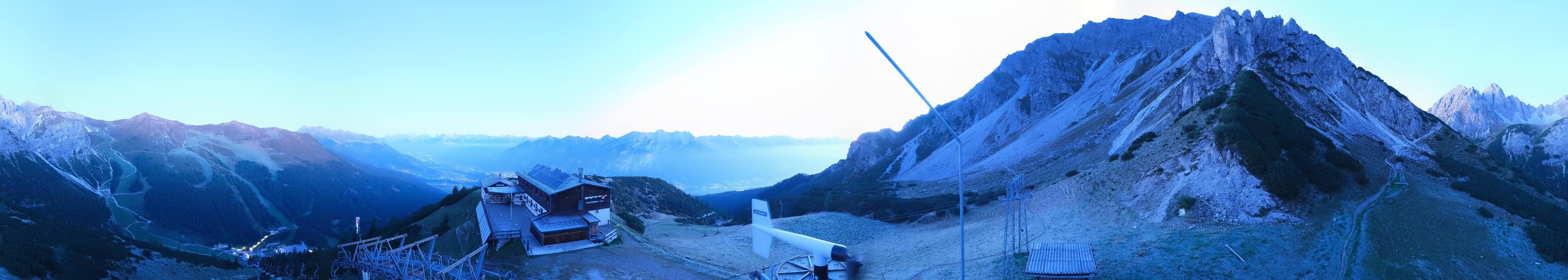 Archiv Foto Webcam Axams: Blick vom Birgitzköpflhaus