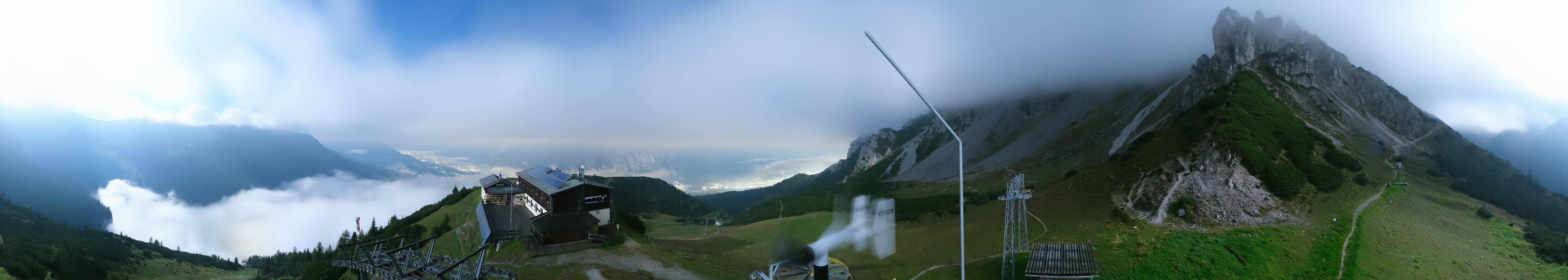 Archiv Foto Webcam Axams: Blick vom Birgitzköpflhaus