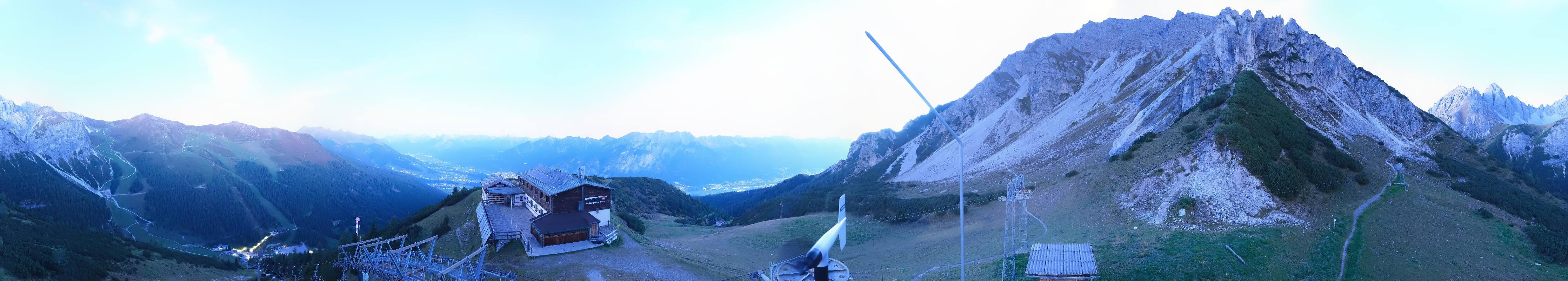 Archiv Foto Webcam Axams: Blick vom Birgitzköpflhaus