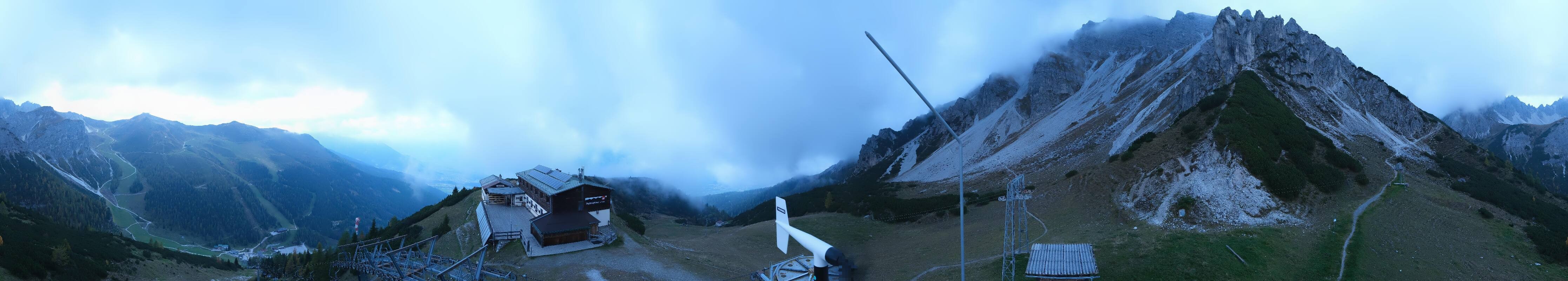 Archiv Foto Webcam Axams: Blick vom Birgitzköpflhaus