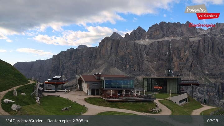 Archiv Foto Webcam Gröden - Dantercepies Bergstation