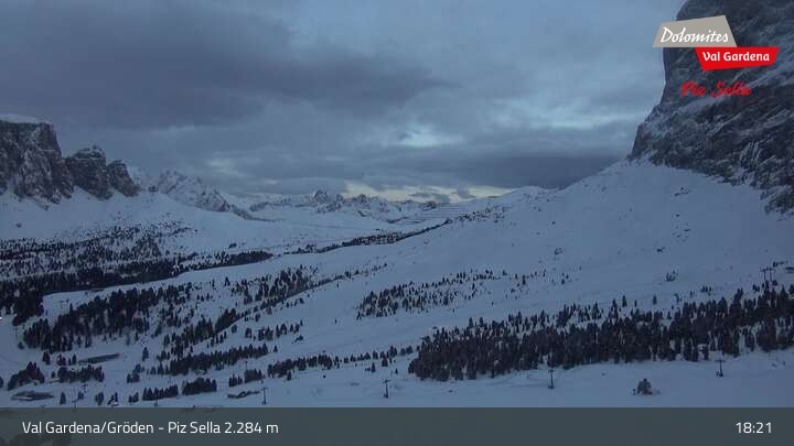 Archiv Foto Webcam Gröden - Piz Sella