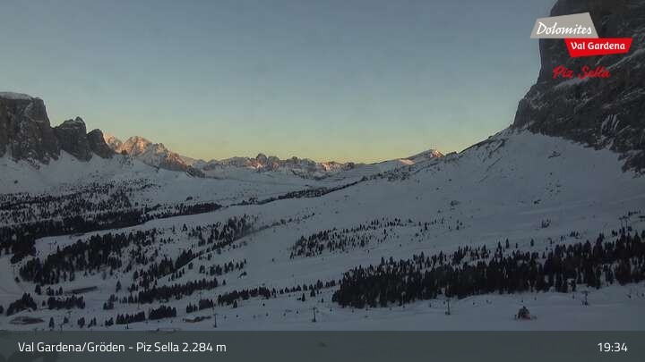 Archiv Foto Webcam Gröden - Piz Sella