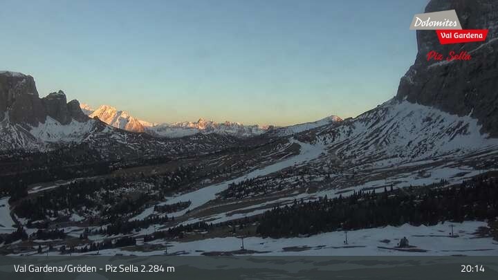 Archiv Foto Webcam Gröden - Piz Sella