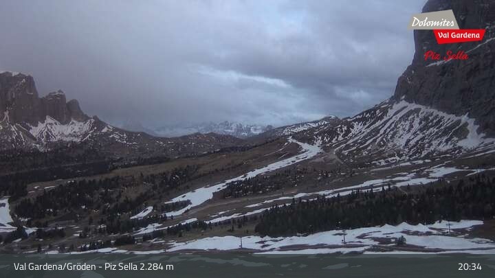 Archiv Foto Webcam Gröden - Piz Sella
