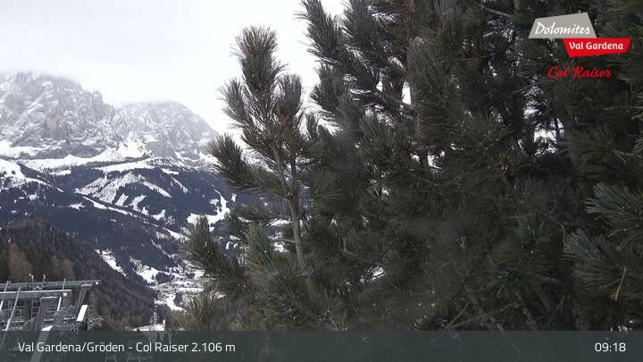 Archived image Webcam Col Raiser - Cal Gardena