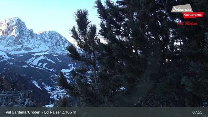 Archived image Webcam Col Raiser - Cal Gardena