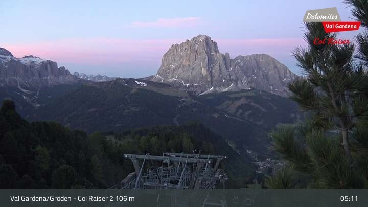 Archived image Webcam Col Raiser - Cal Gardena