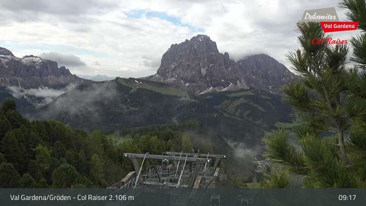 Archived image Webcam Col Raiser - Cal Gardena