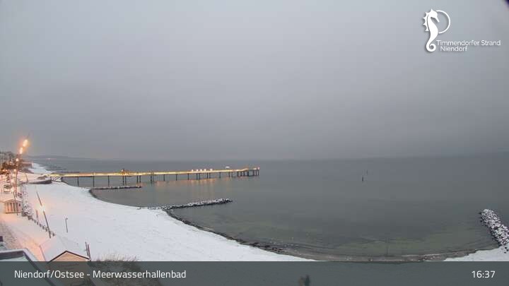 Archiv Foto Webcam Timmendorfer Strand: Ausblick Meerwasserhallenbad