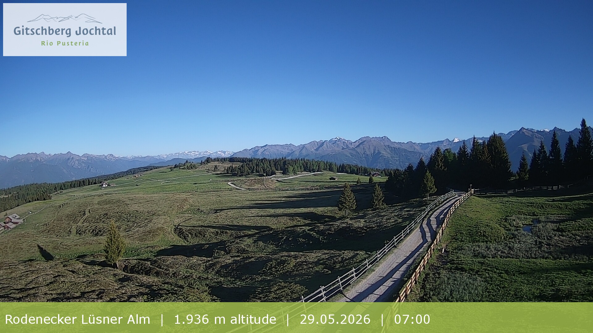Archived image Webcam View around Rodenecker Lüsner Alm