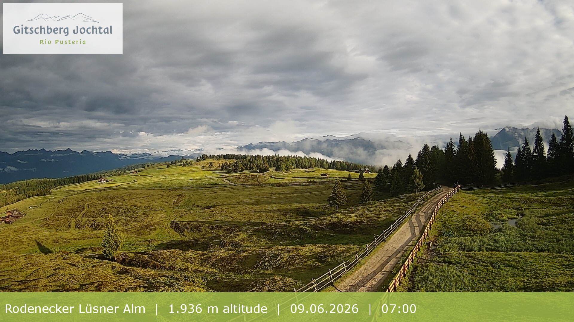 Archived image Webcam View around Rodenecker Lüsner Alm