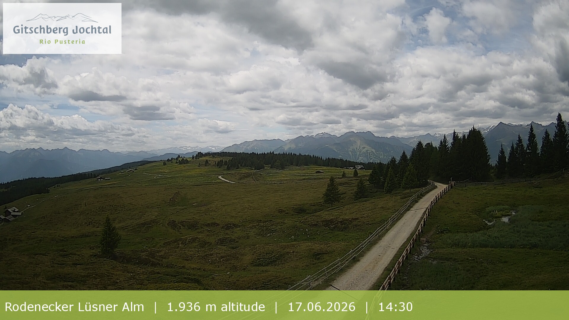 Archived image Webcam View around Rodenecker Lüsner Alm