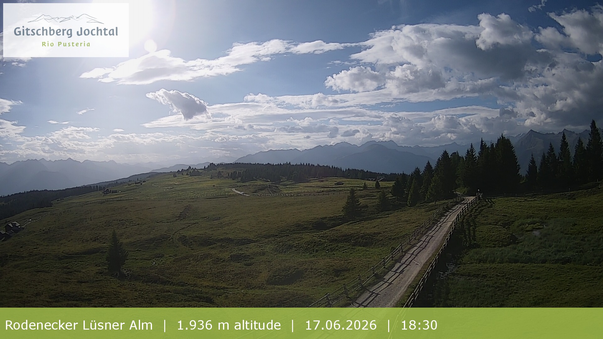 Archived image Webcam View around Rodenecker Lüsner Alm