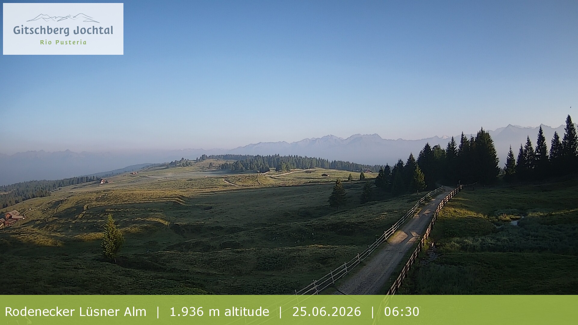 Archived image Webcam View around Rodenecker Lüsner Alm