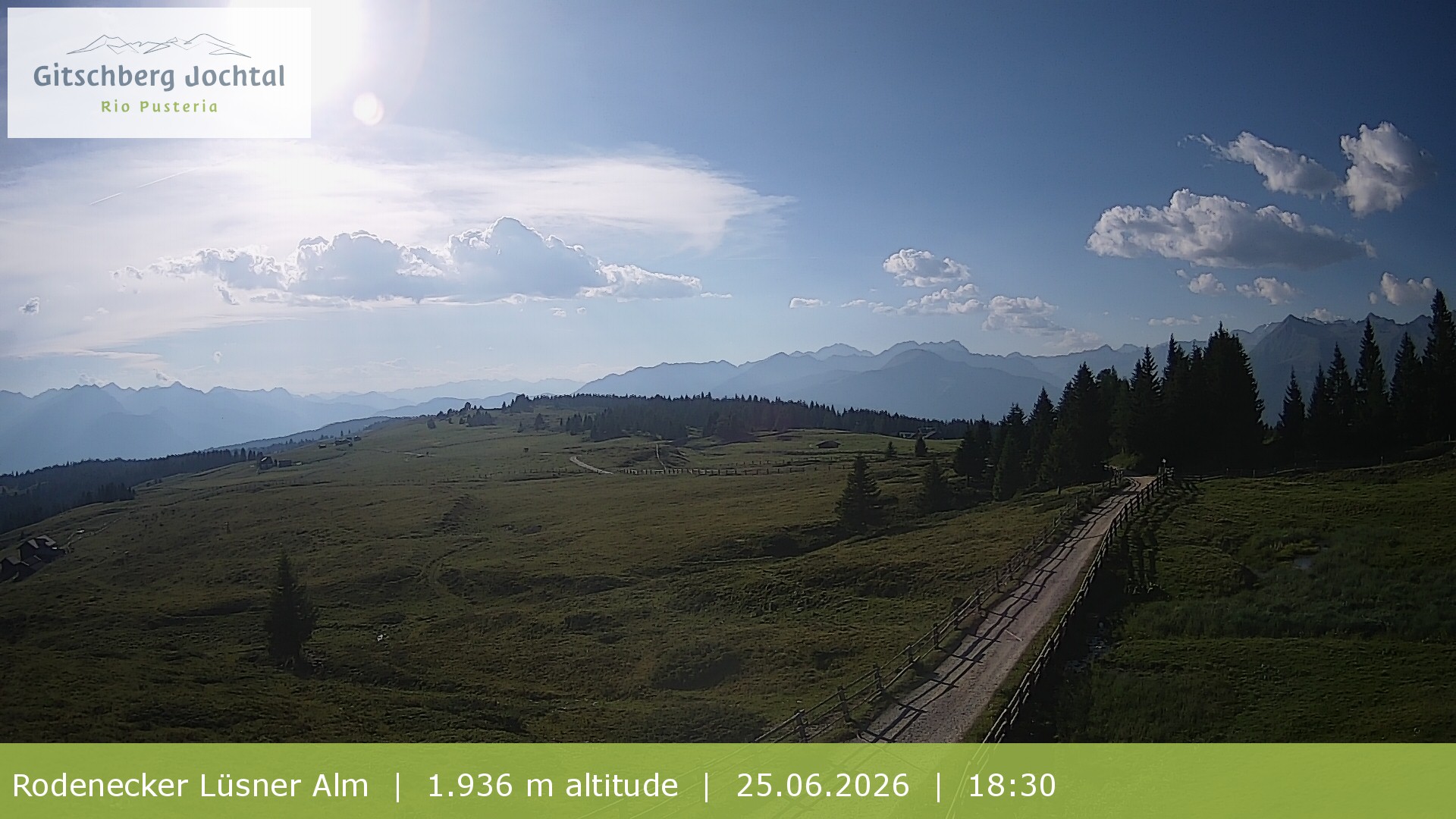 Archived image Webcam View around Rodenecker Lüsner Alm