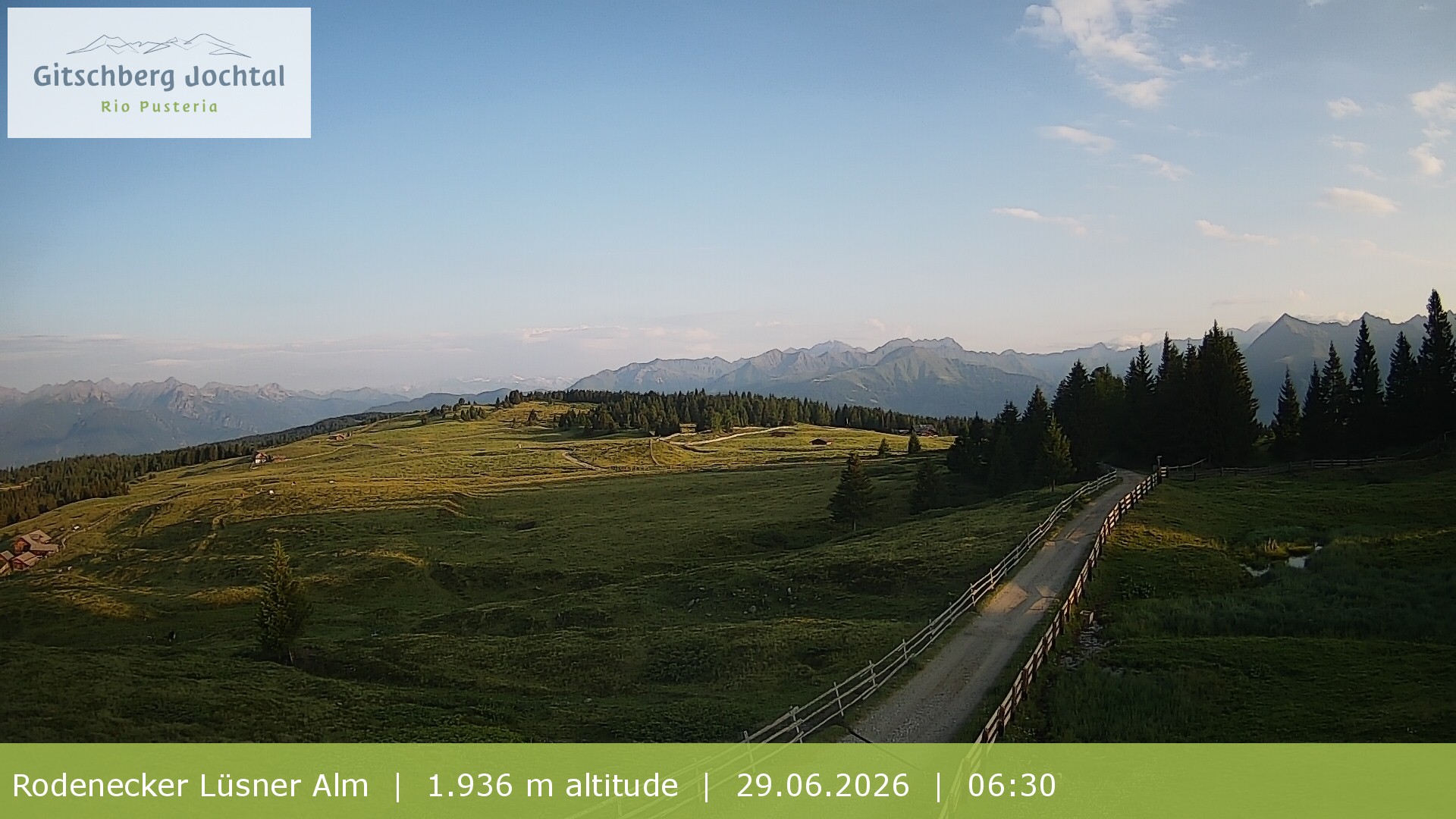 Archived image Webcam View around Rodenecker Lüsner Alm