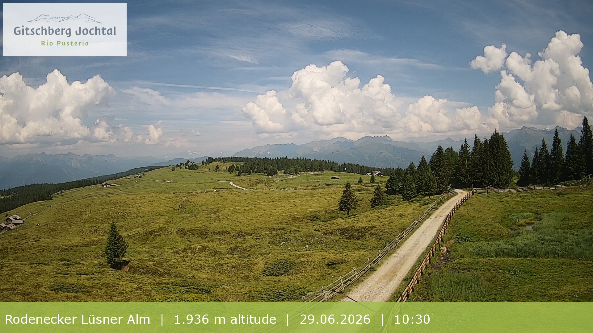 Archived image Webcam View around Rodenecker Lüsner Alm