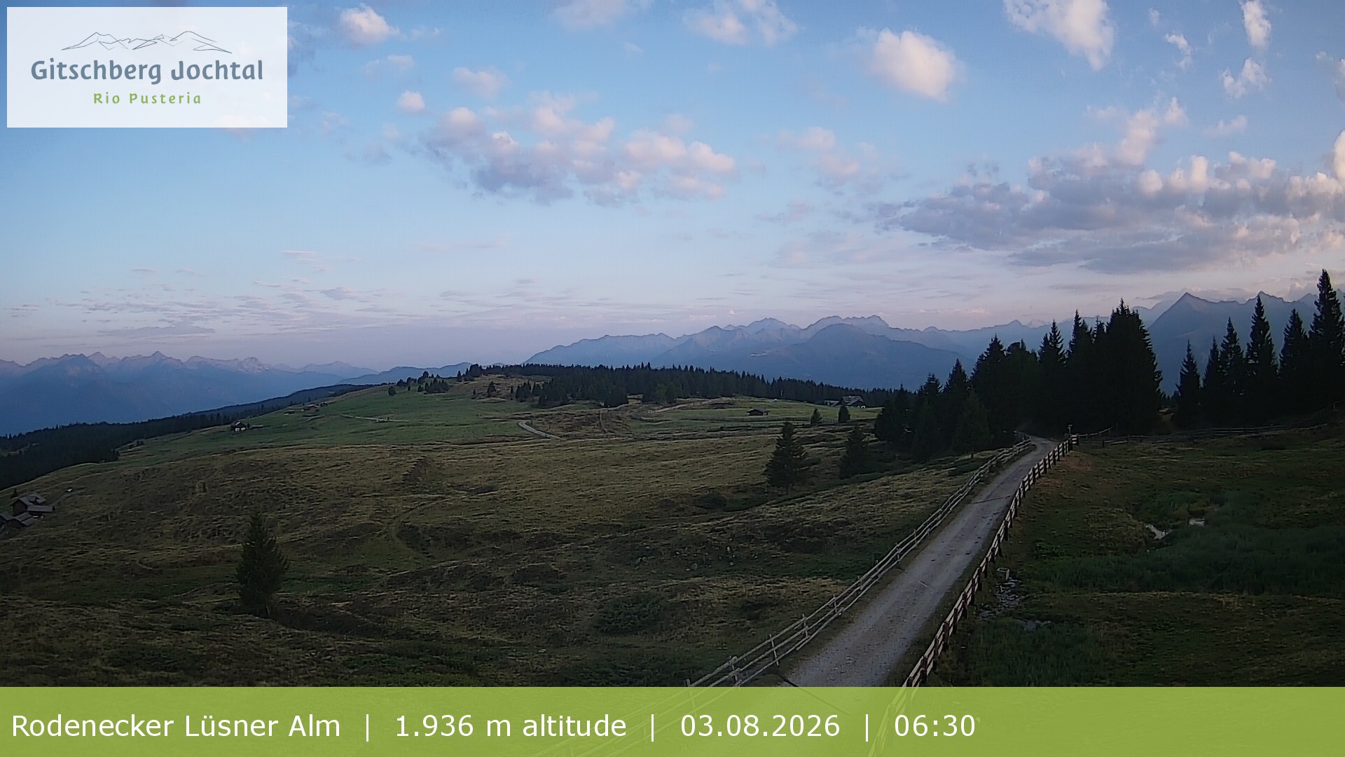 Archived image Webcam View around Rodenecker Lüsner Alm