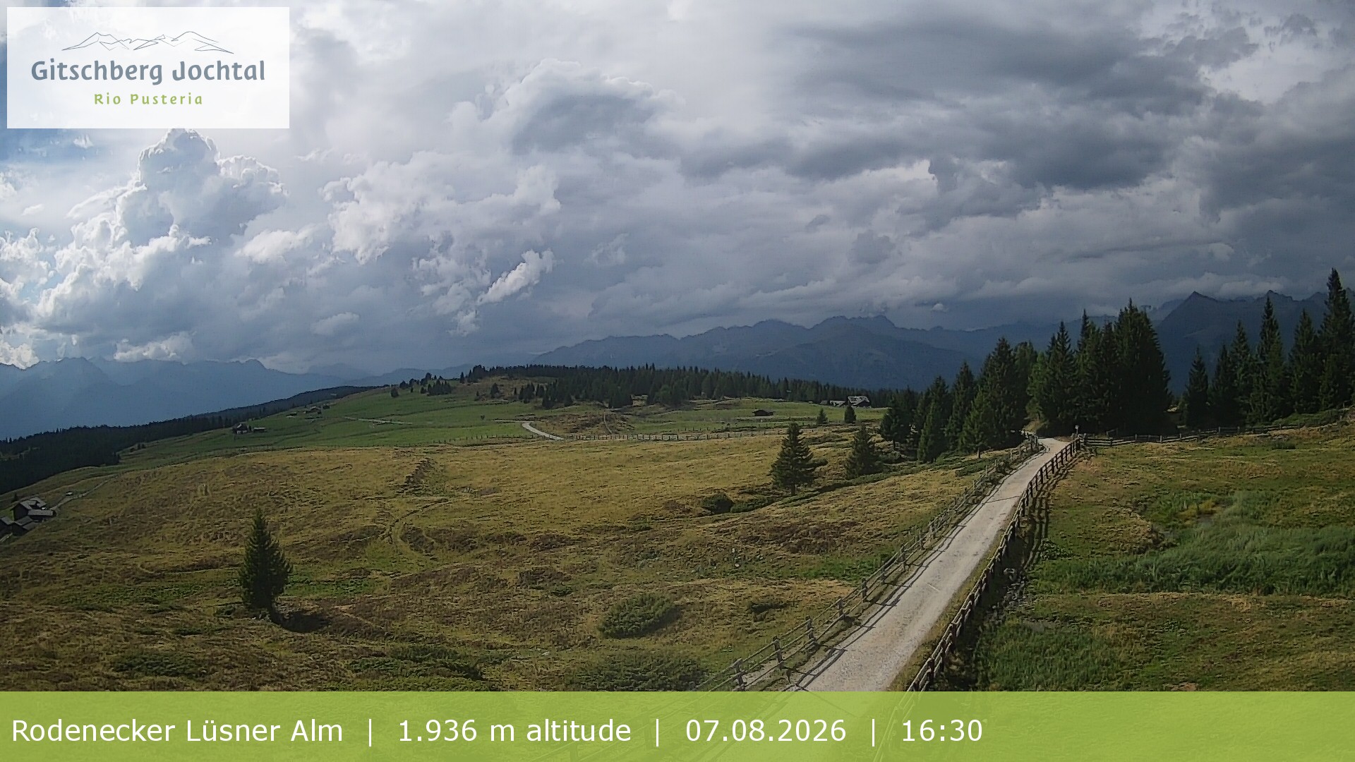 Archived image Webcam View around Rodenecker Lüsner Alm