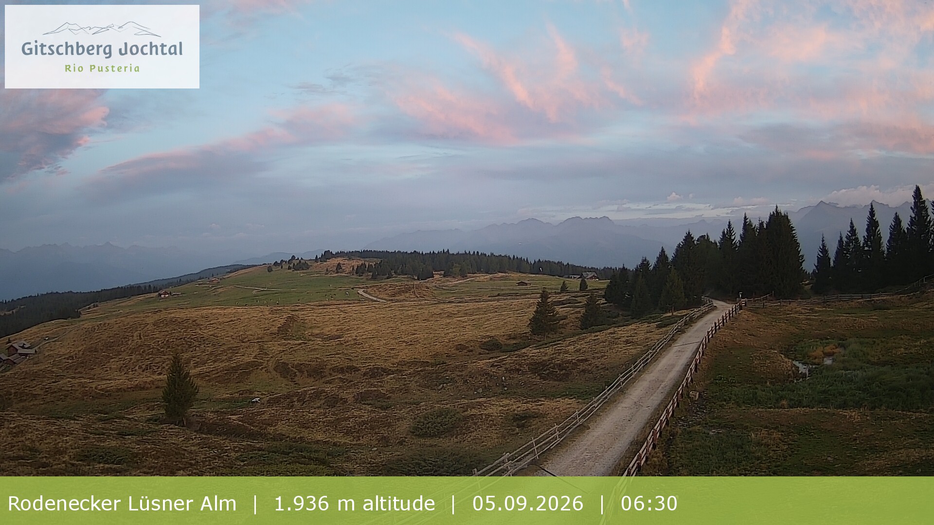 Archived image Webcam View around Rodenecker Lüsner Alm