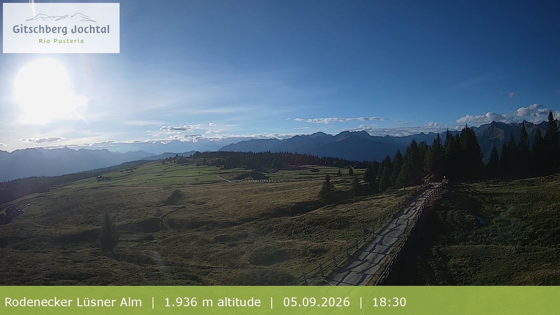 Archived image Webcam View around Rodenecker Lüsner Alm