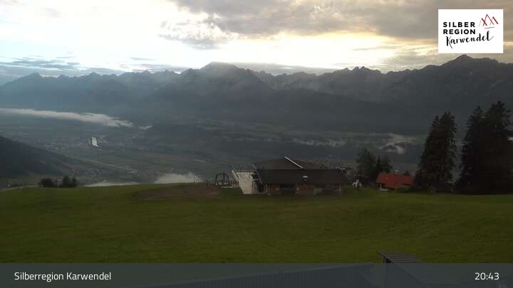 Archived image Webcam Hüttegglift Weerberg Top Station