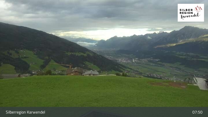 Archived image Webcam Hüttegglift Weerberg Top Station