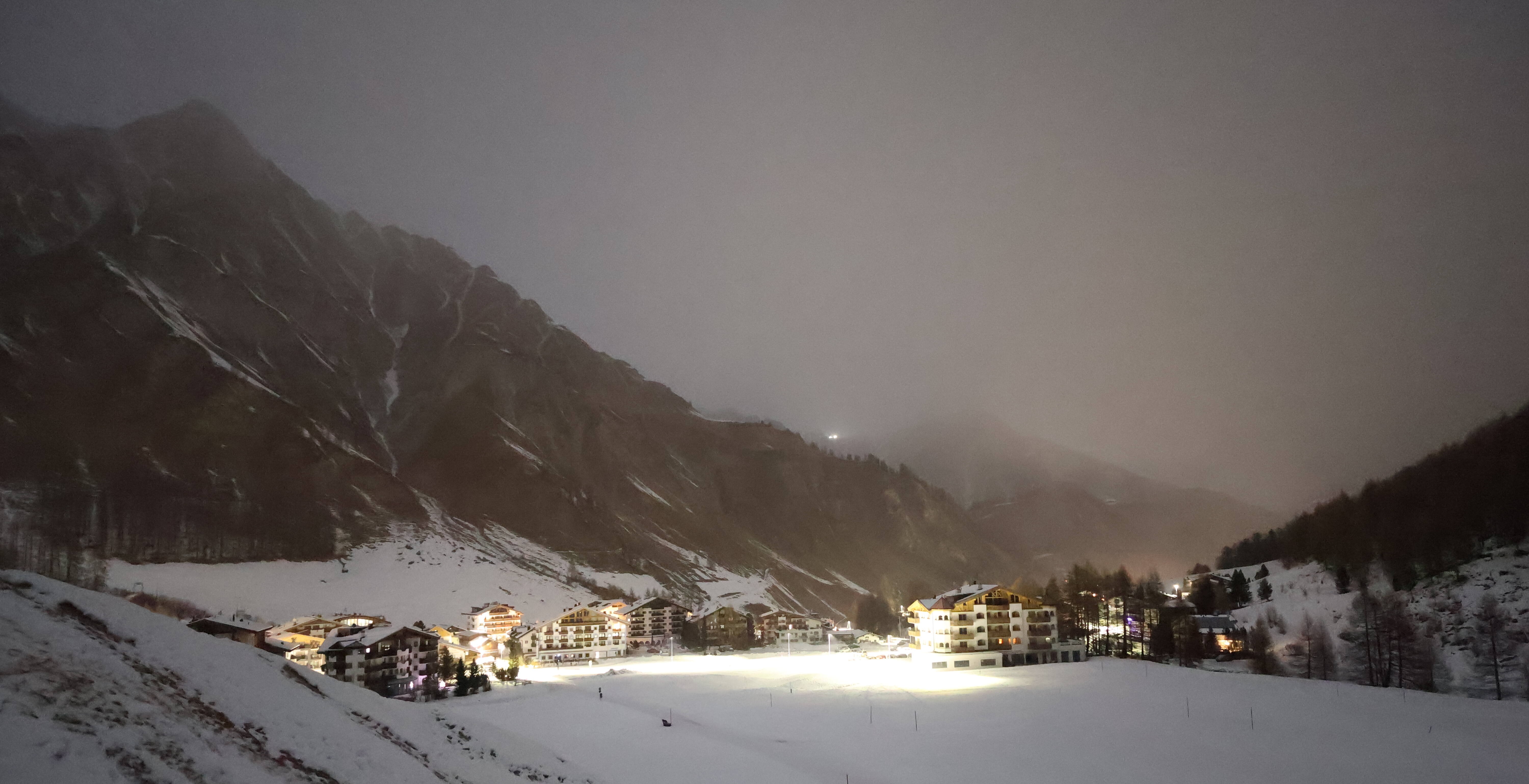 Archiv Foto Webcam Samnaun: Blick auf das Dorf