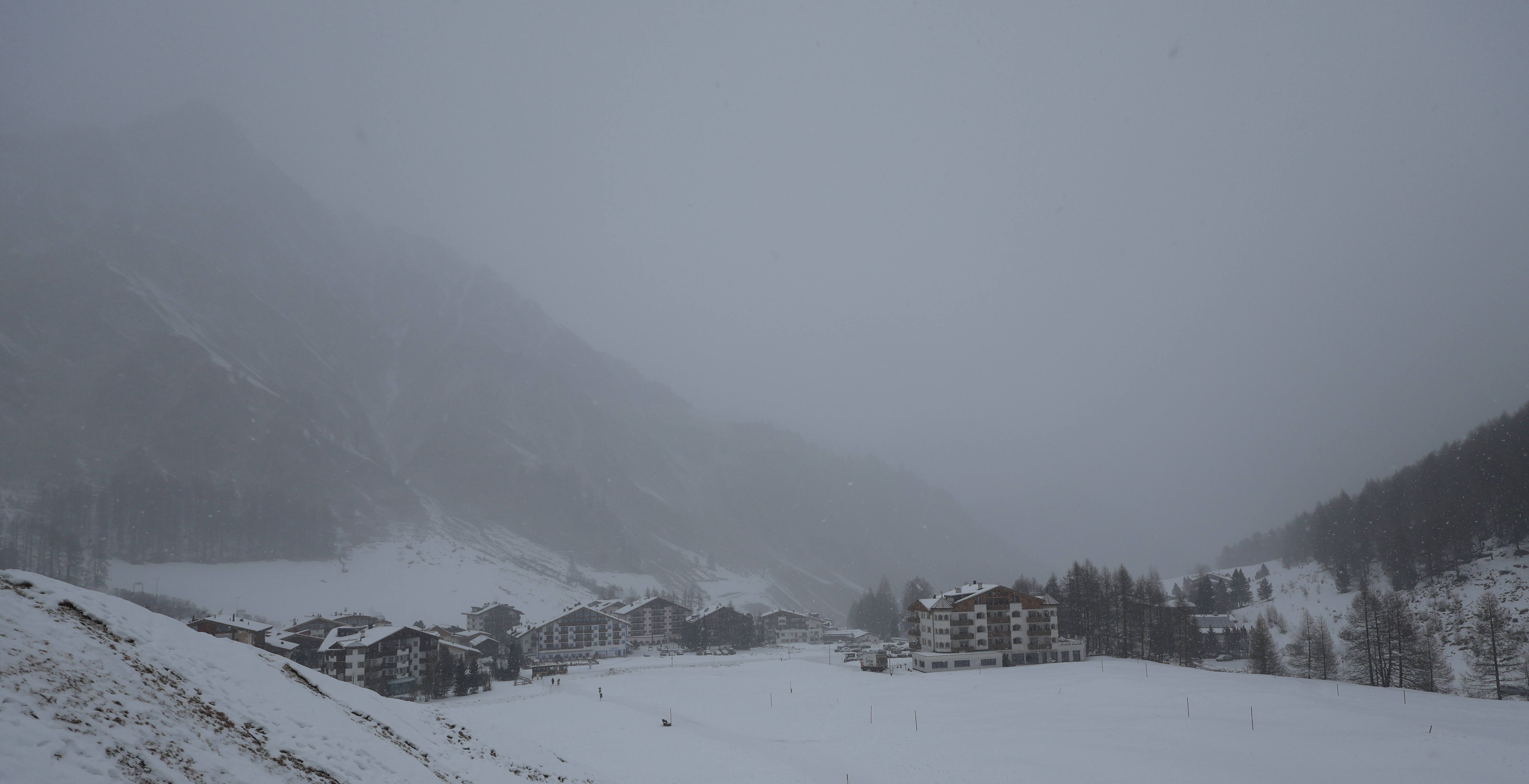 Archiv Foto Webcam Samnaun: Blick auf das Dorf