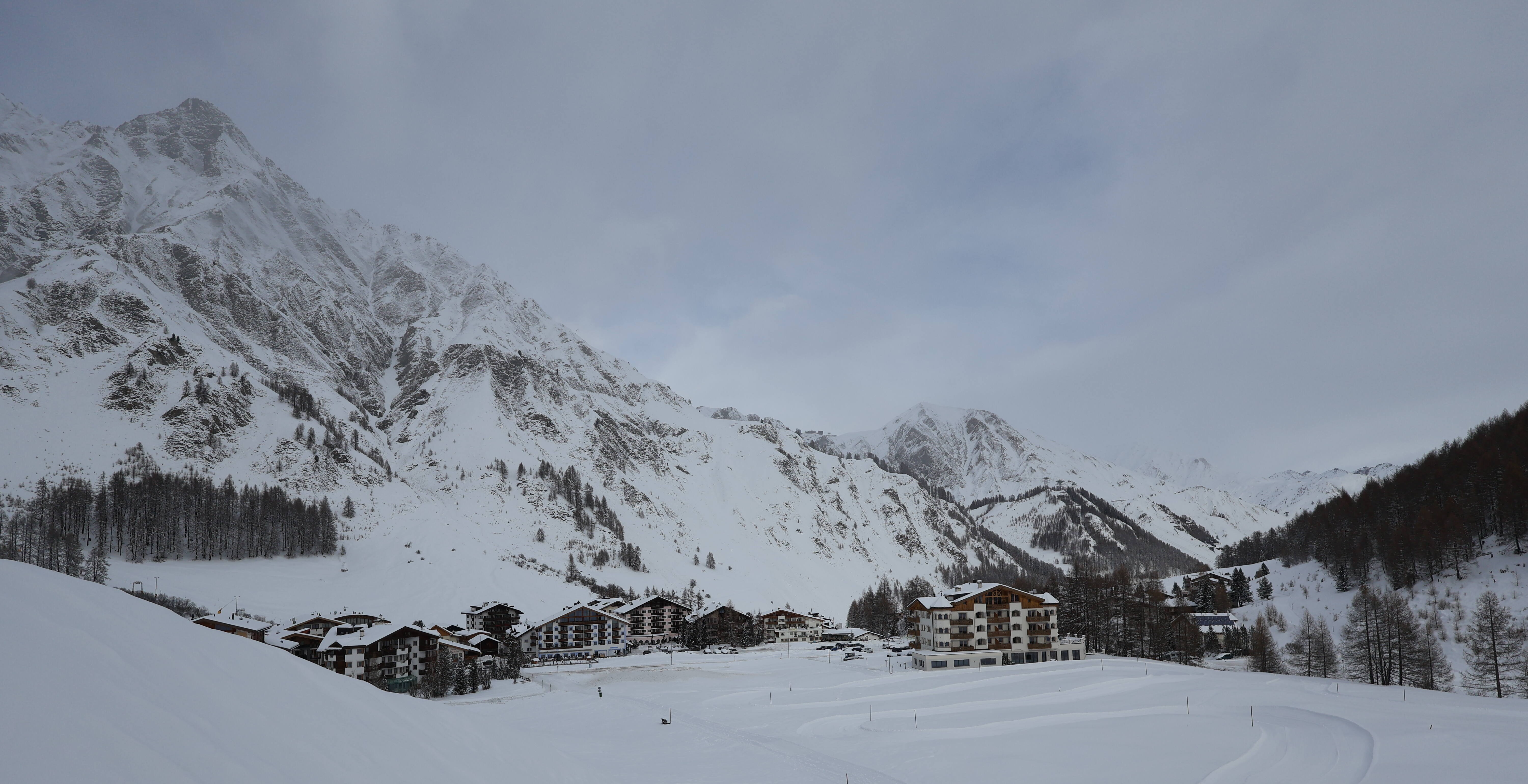 Archiv Foto Webcam Samnaun: Blick auf das Dorf