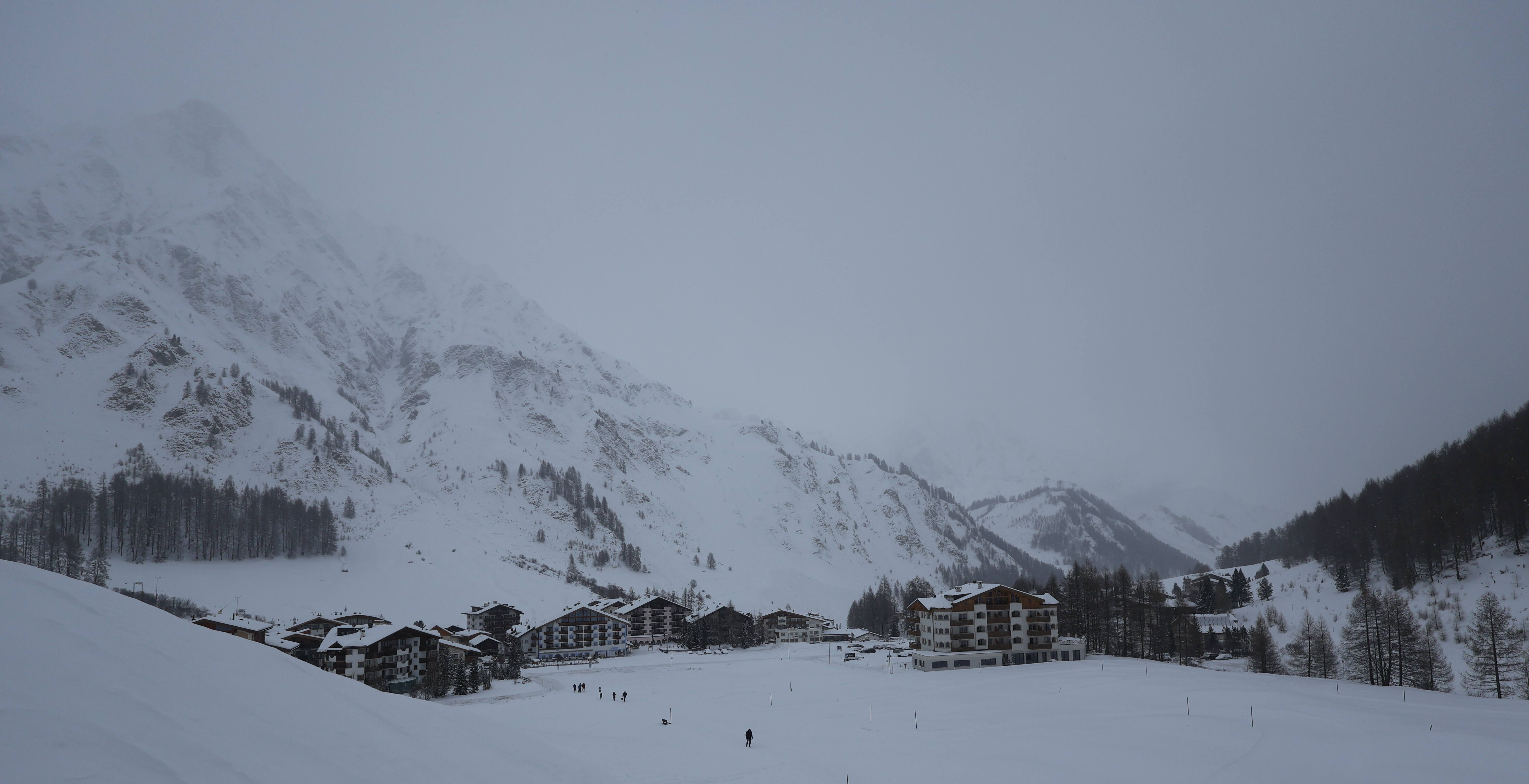 Archiv Foto Webcam Samnaun: Blick auf das Dorf