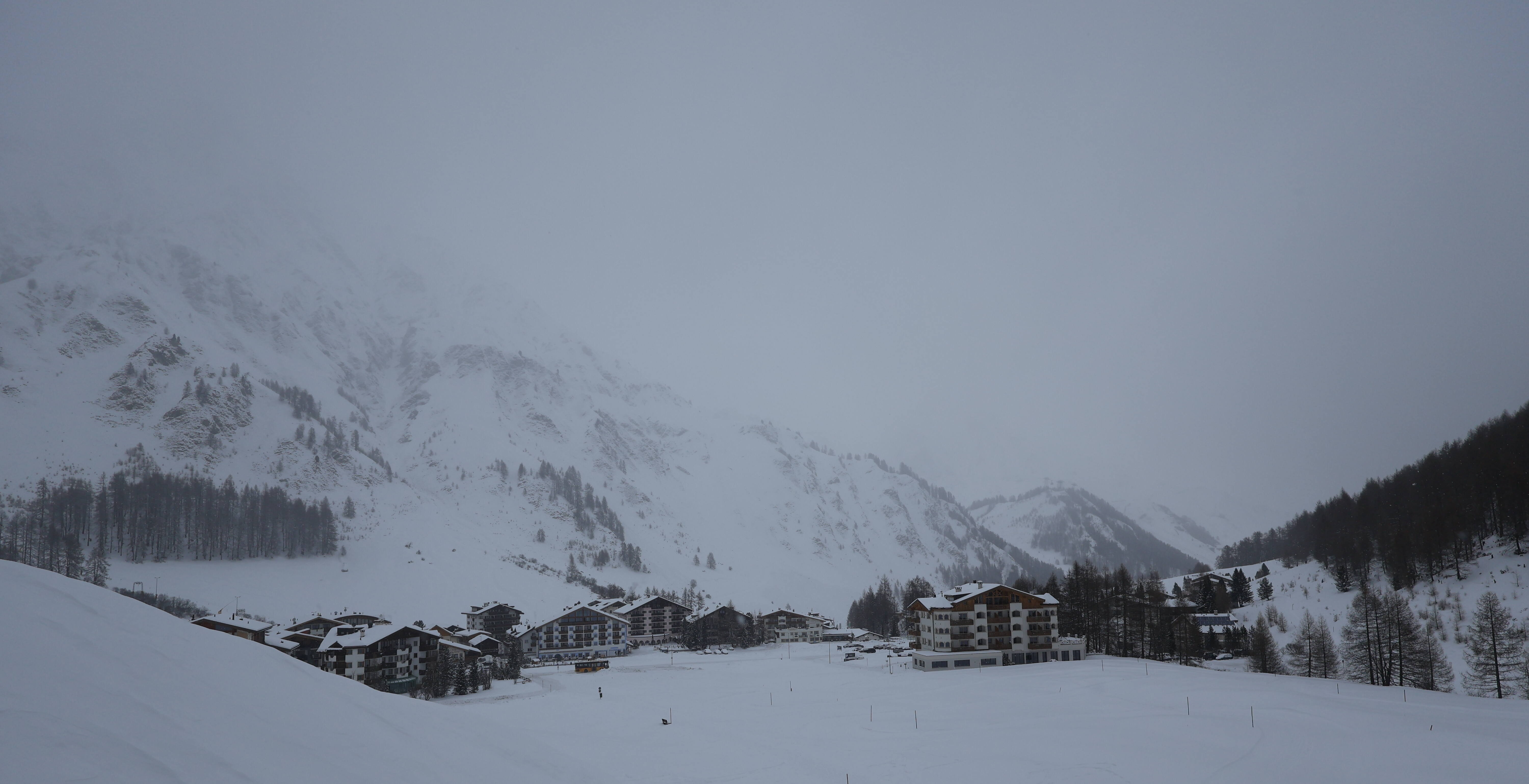 Archiv Foto Webcam Samnaun: Blick auf das Dorf