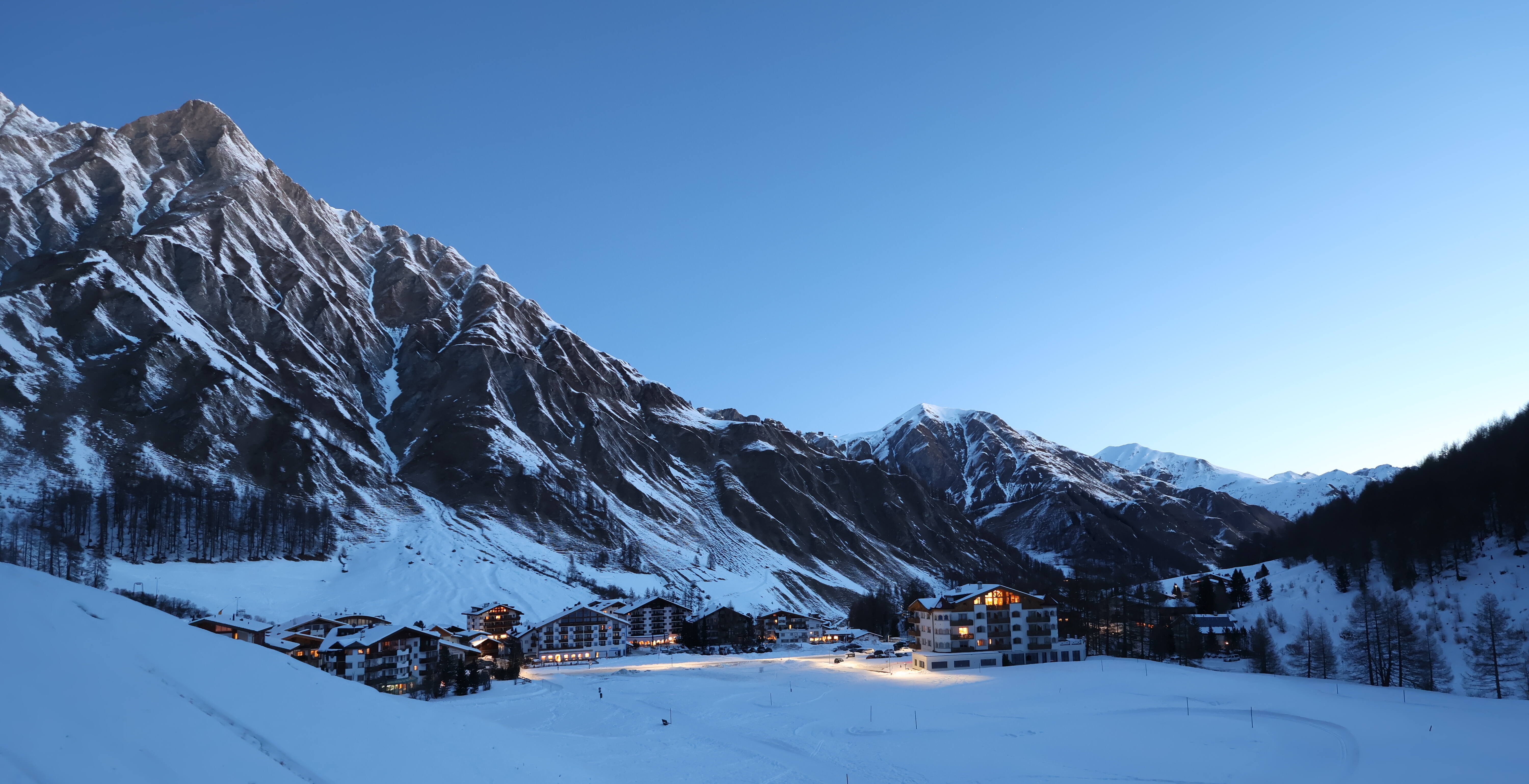 Archiv Foto Webcam Samnaun: Blick auf das Dorf