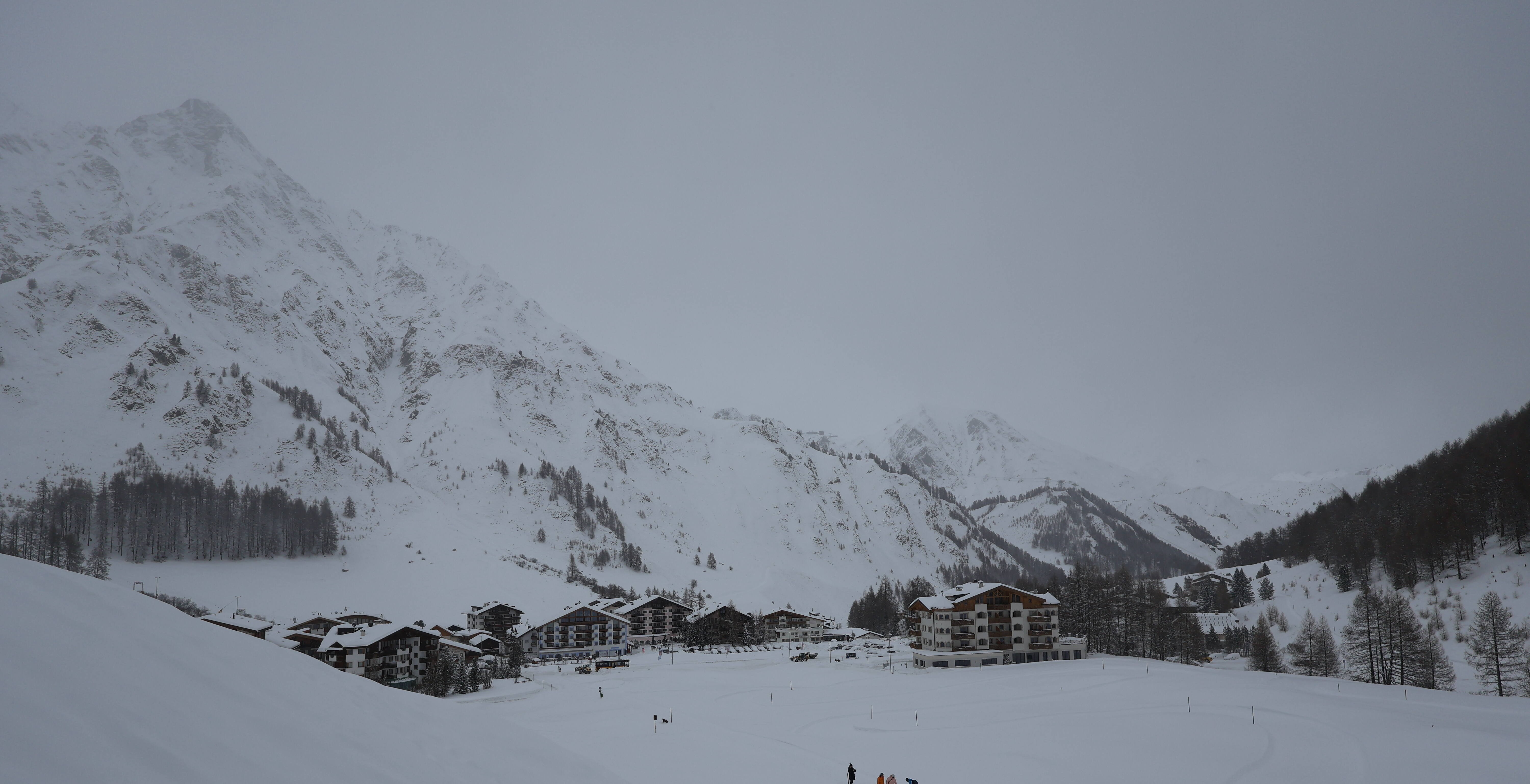 Archiv Foto Webcam Samnaun: Blick auf das Dorf