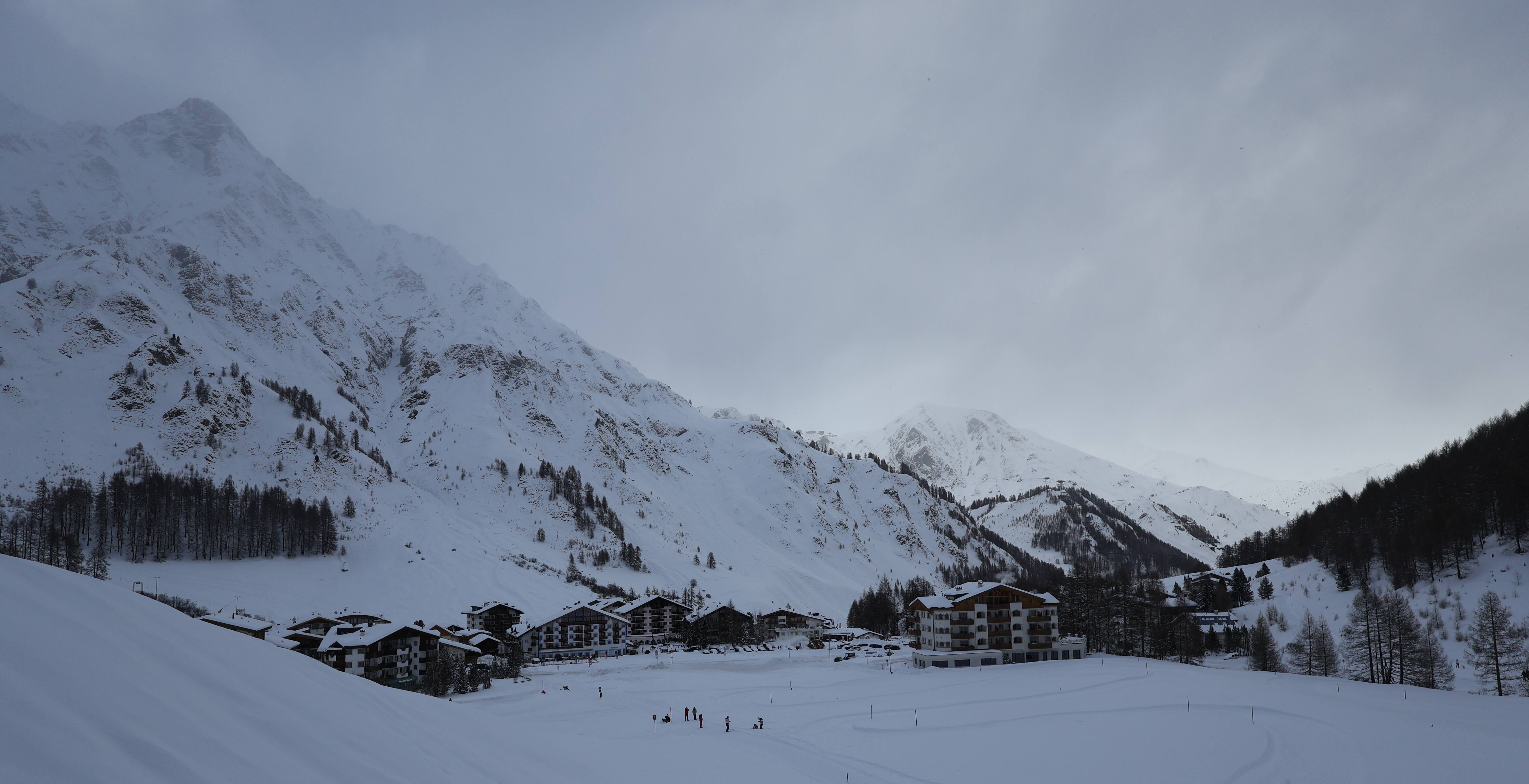 Archiv Foto Webcam Samnaun: Blick auf das Dorf