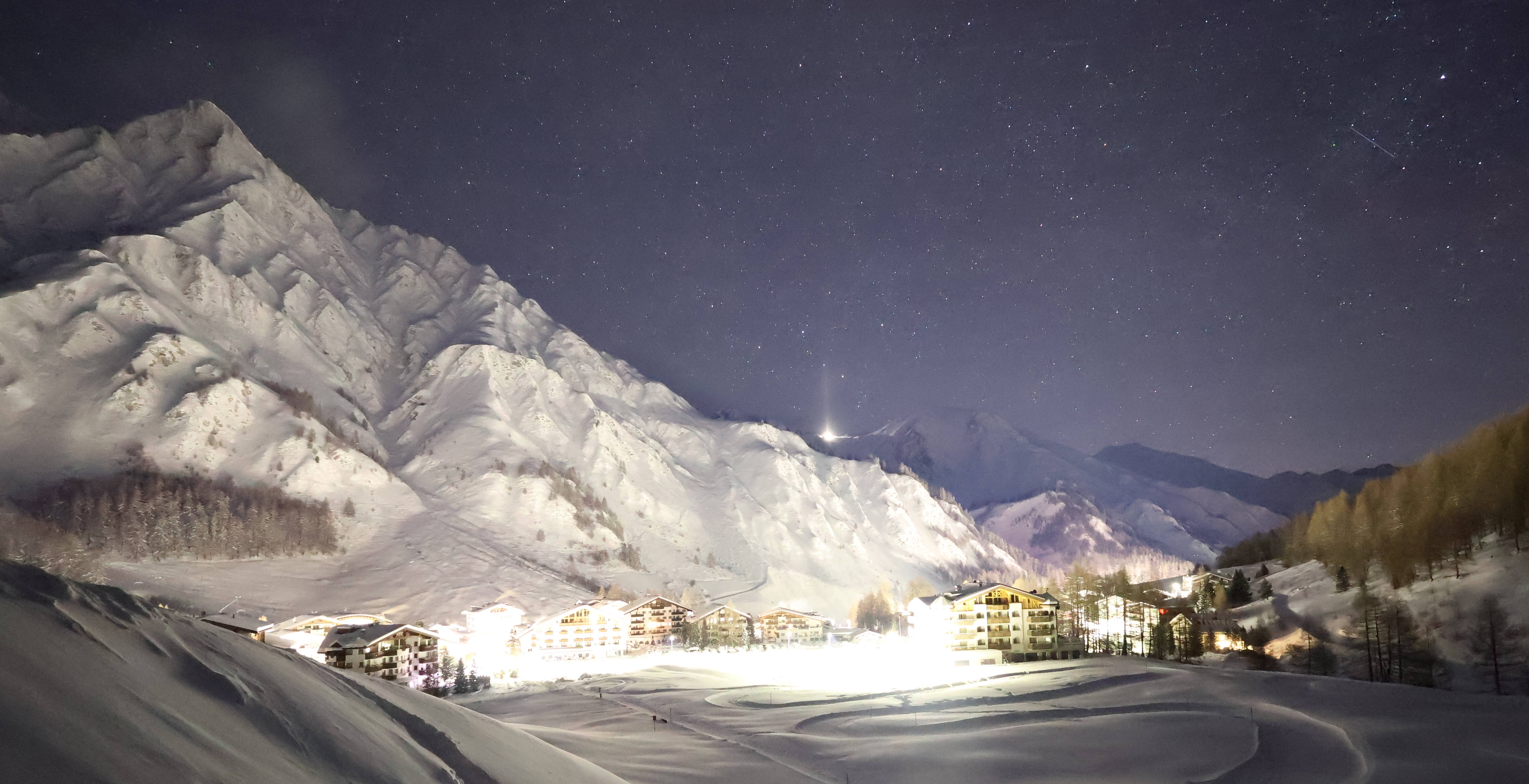 Archiv Foto Webcam Samnaun: Blick auf das Dorf