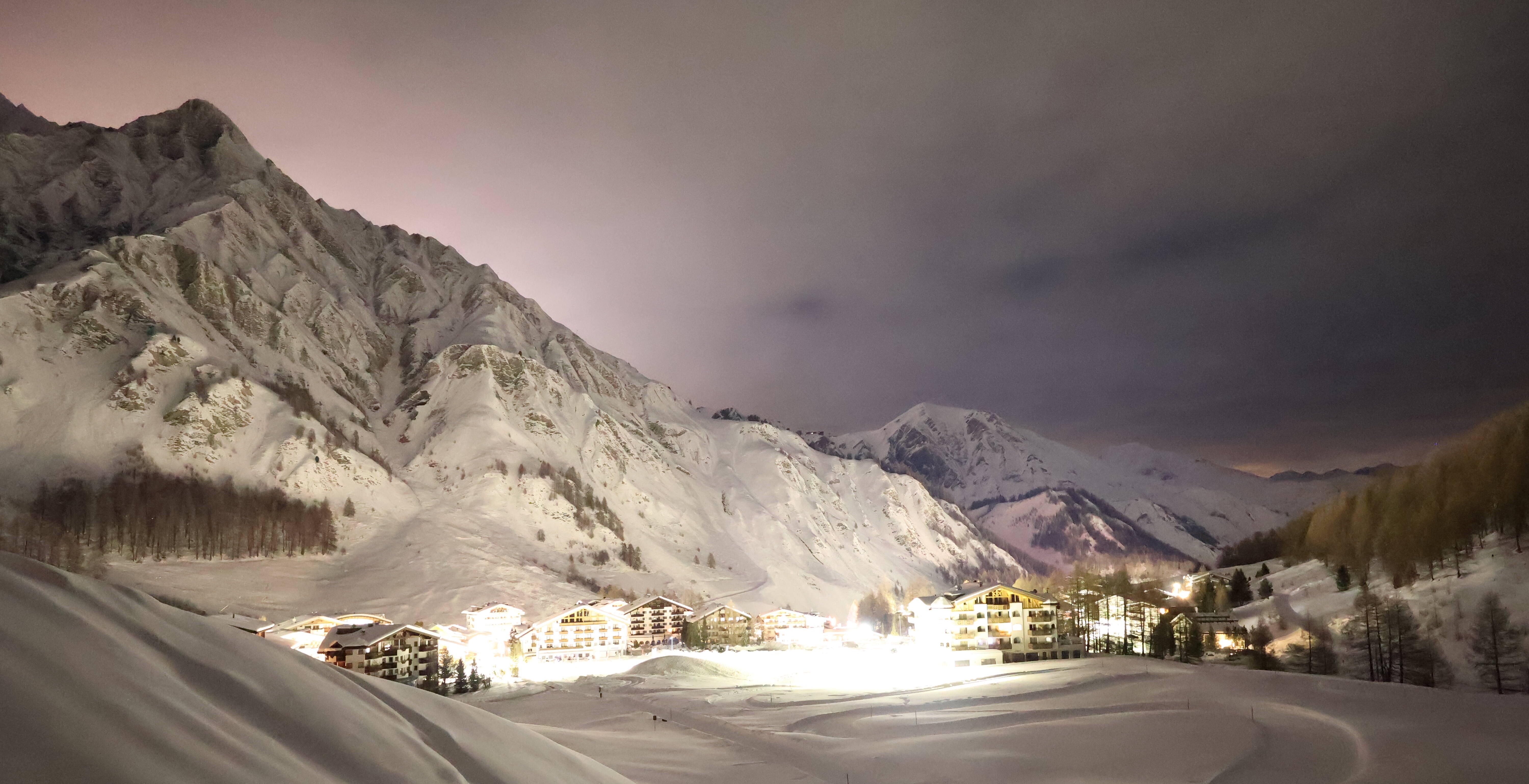 Archiv Foto Webcam Samnaun: Blick auf das Dorf