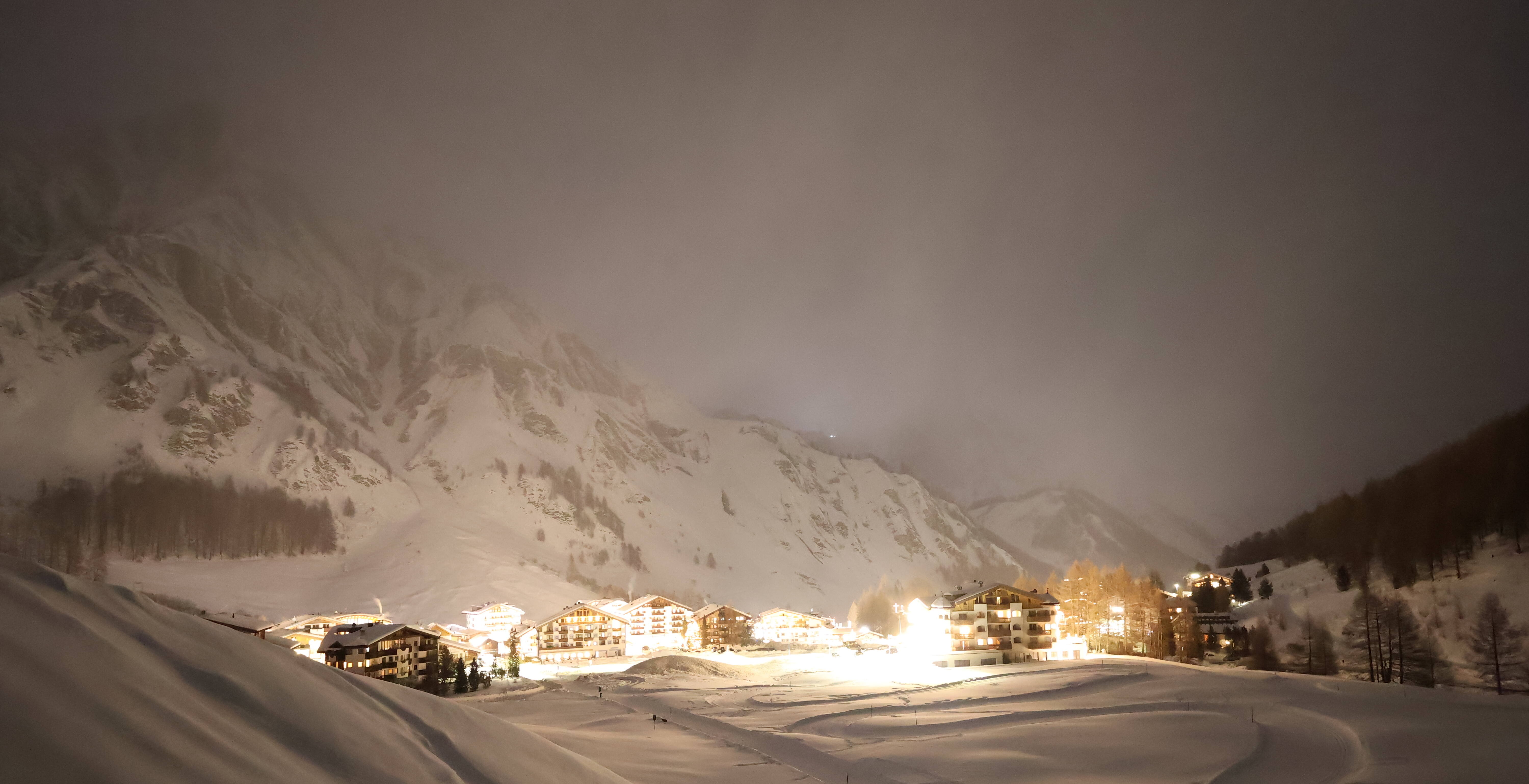 Archiv Foto Webcam Samnaun: Blick auf das Dorf