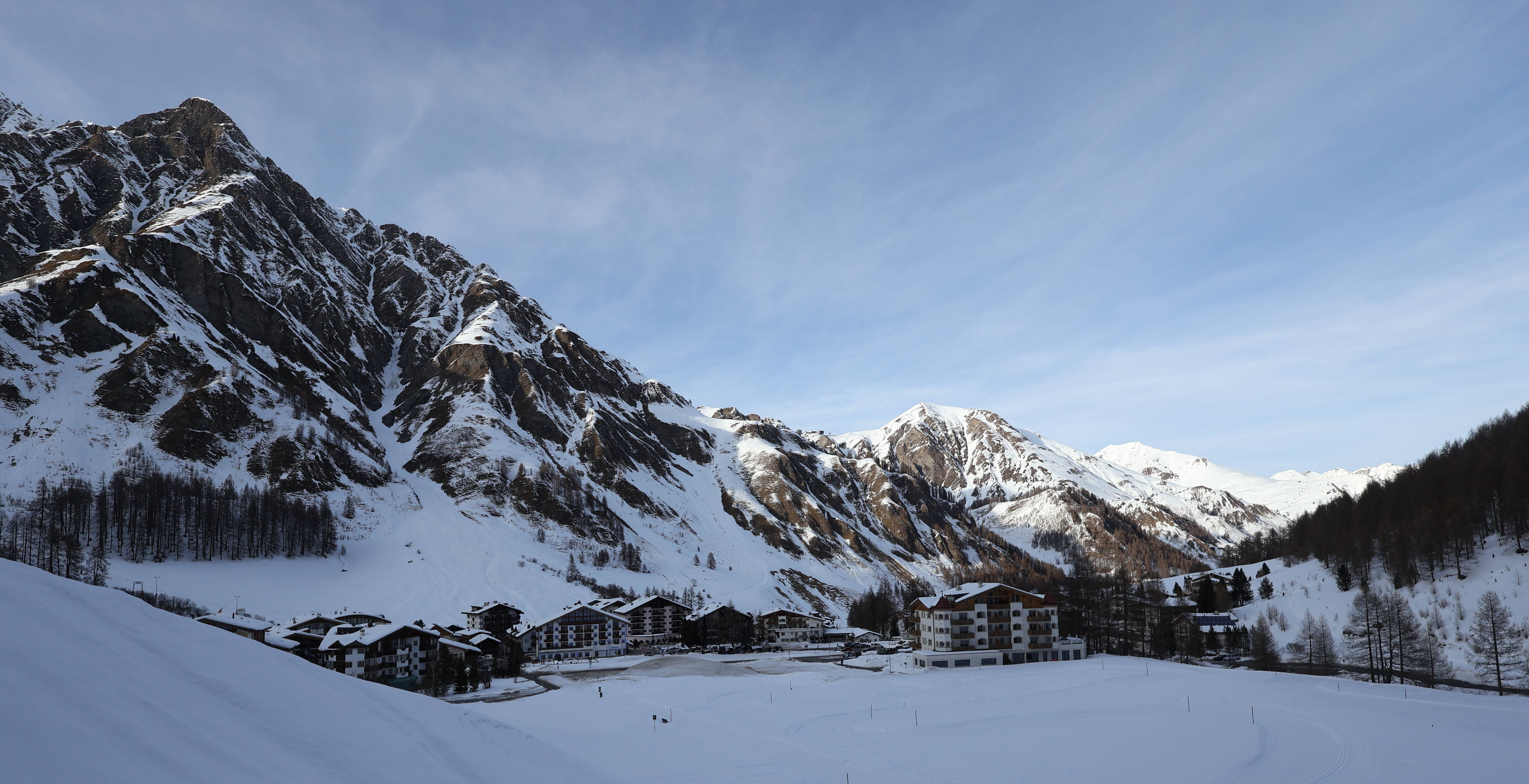 Archived image Webcam Samnaun: Village View