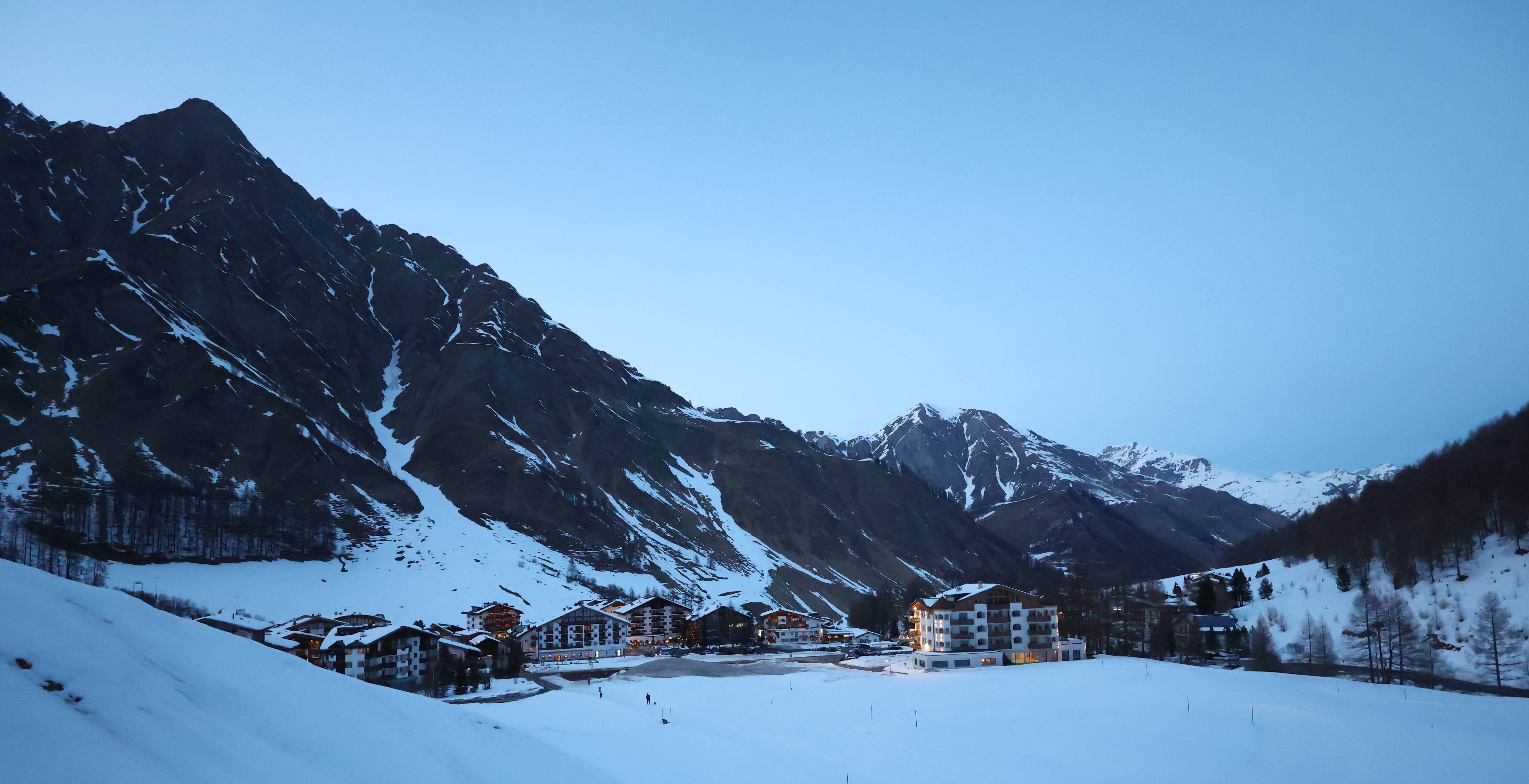 Archiv Foto Webcam Samnaun: Blick auf das Dorf