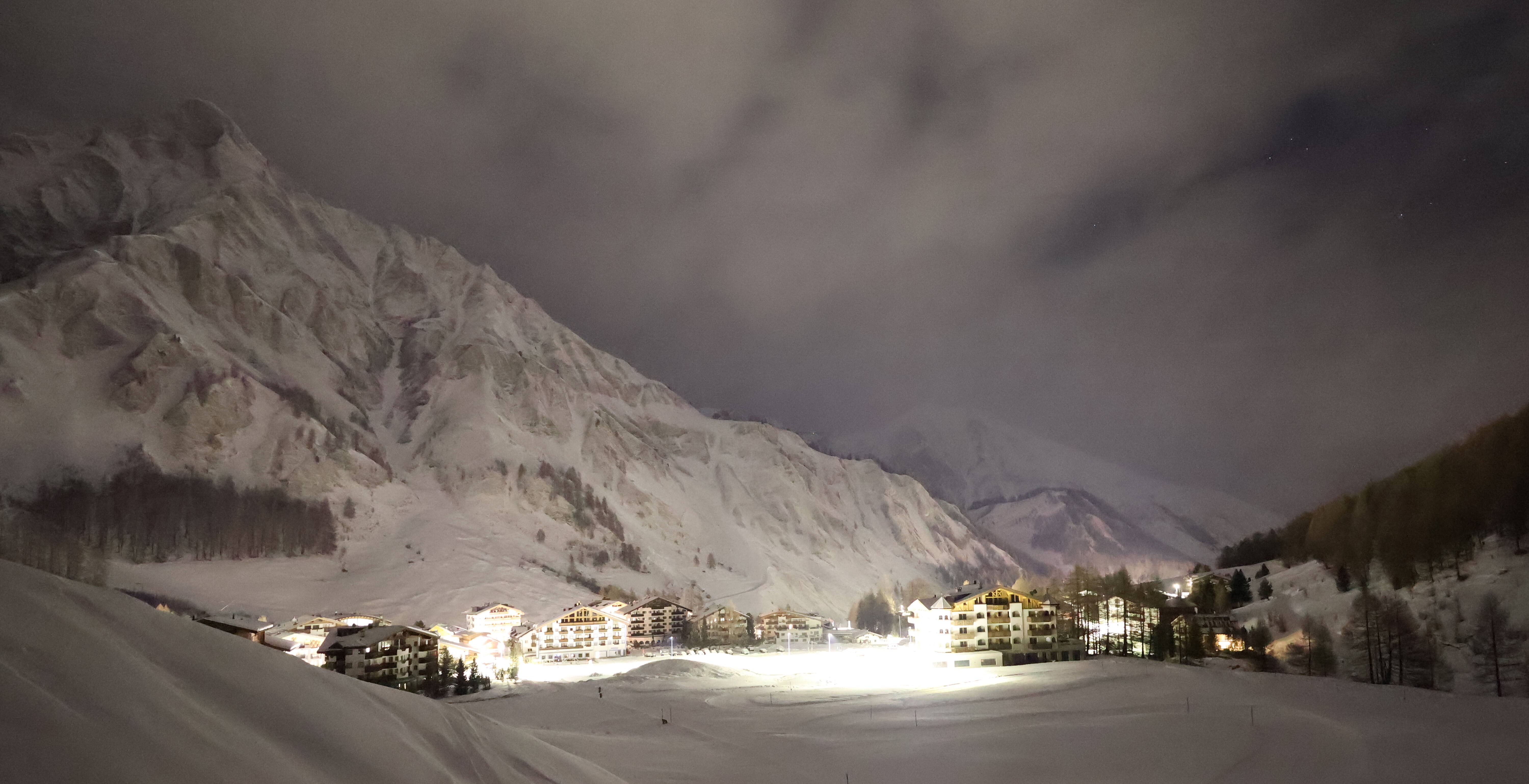 Archived image Webcam Samnaun: Village View