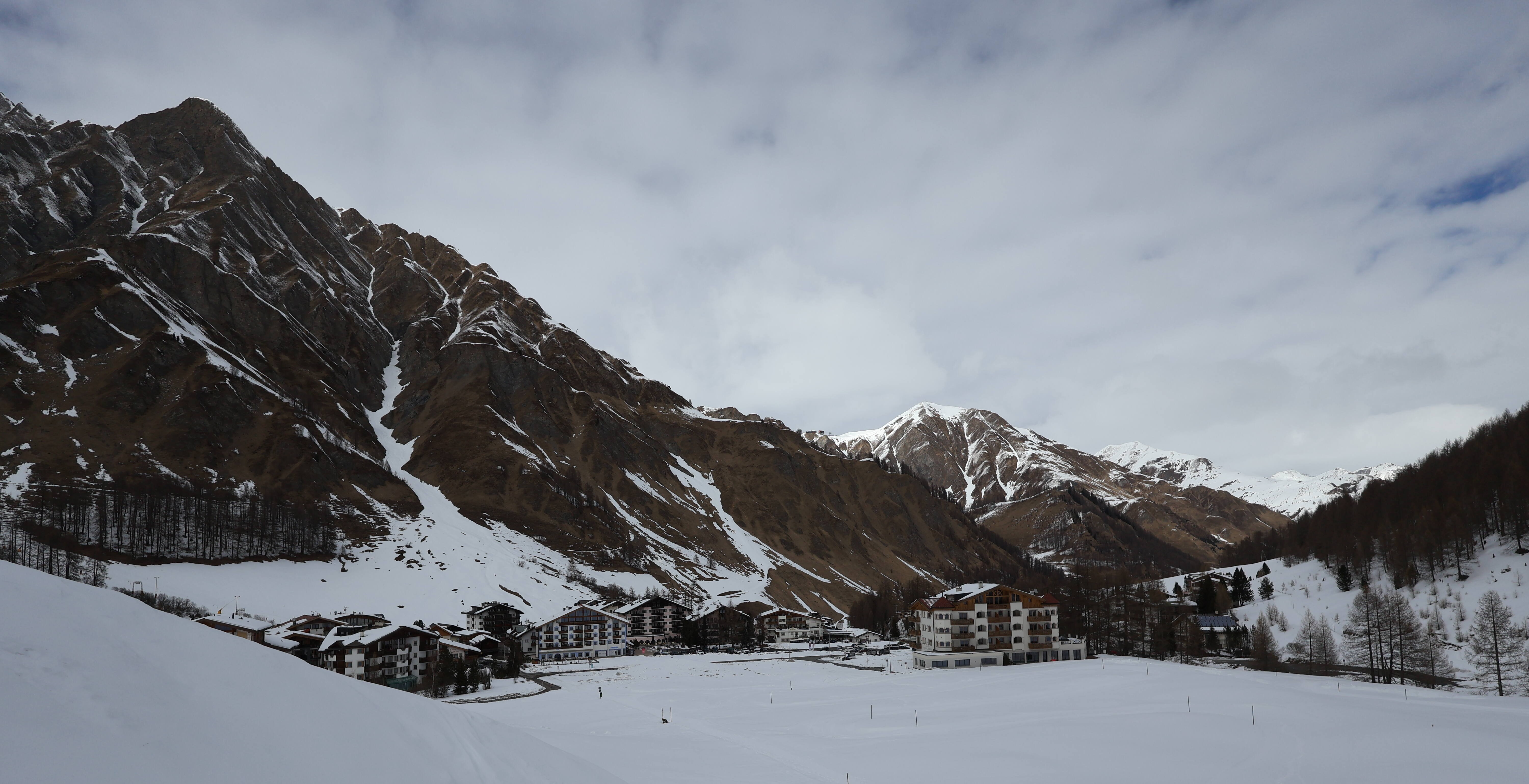 Archiv Foto Webcam Samnaun: Blick auf das Dorf