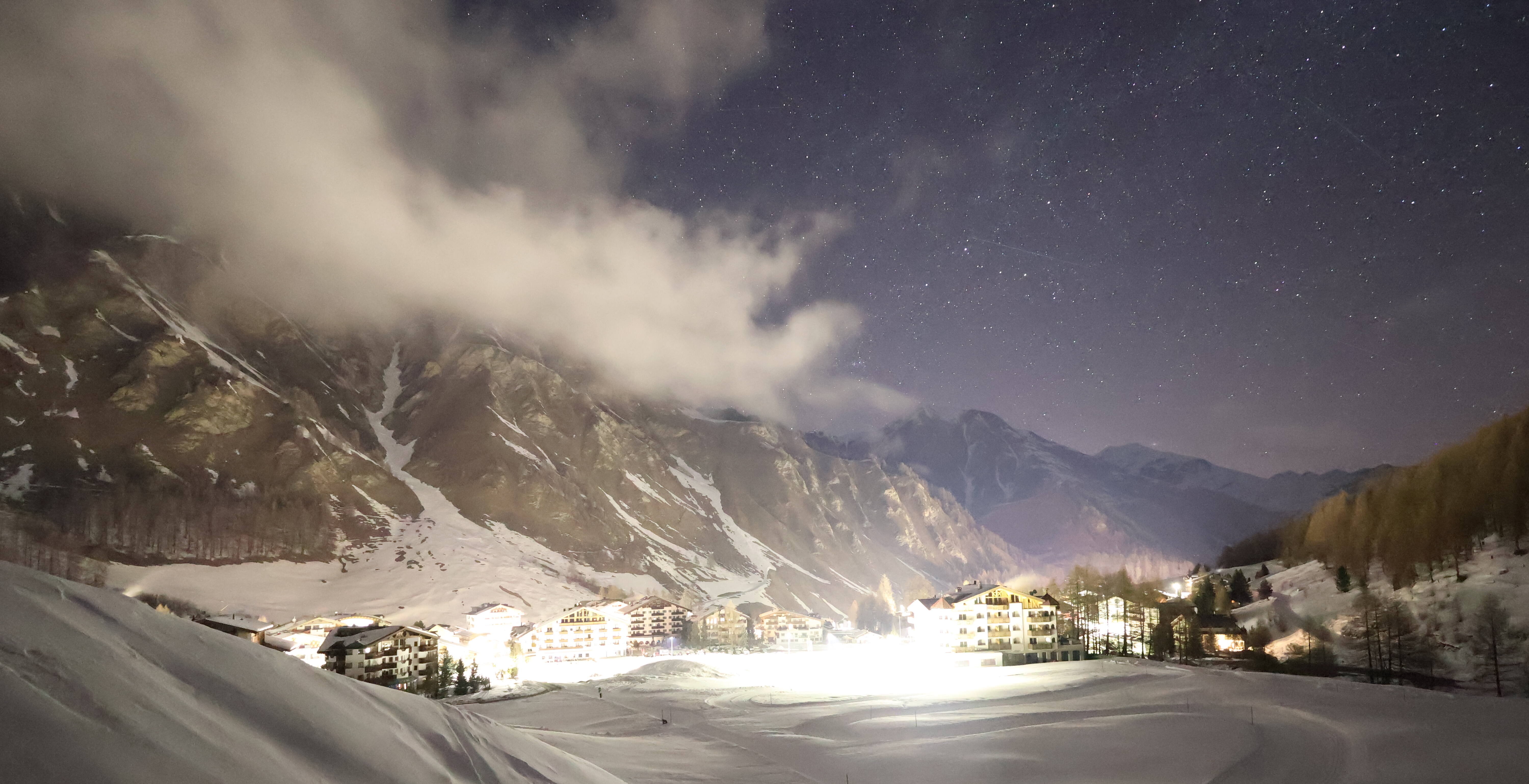 Archived image Webcam Samnaun: Village View