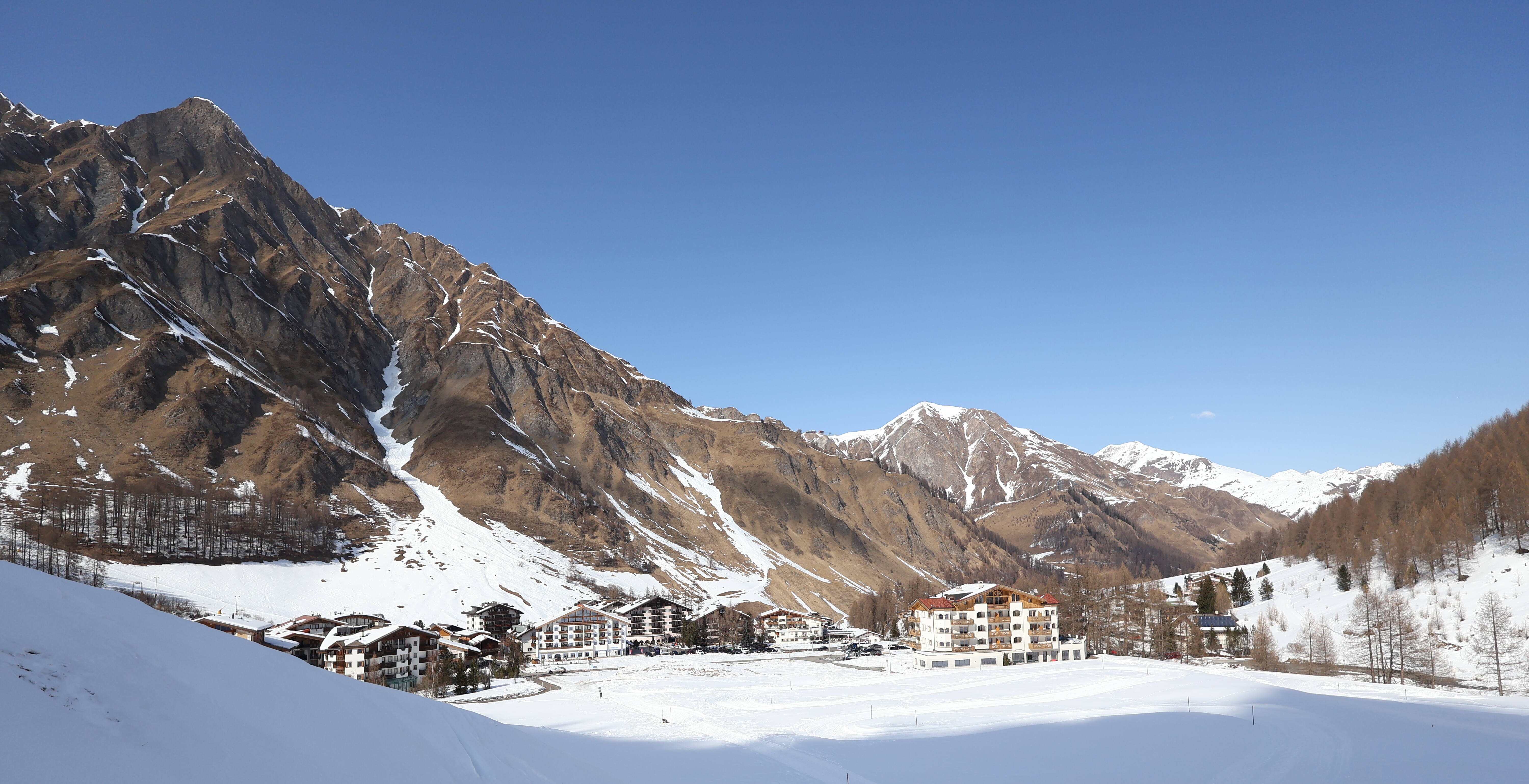 Archived image Webcam Samnaun: Village View